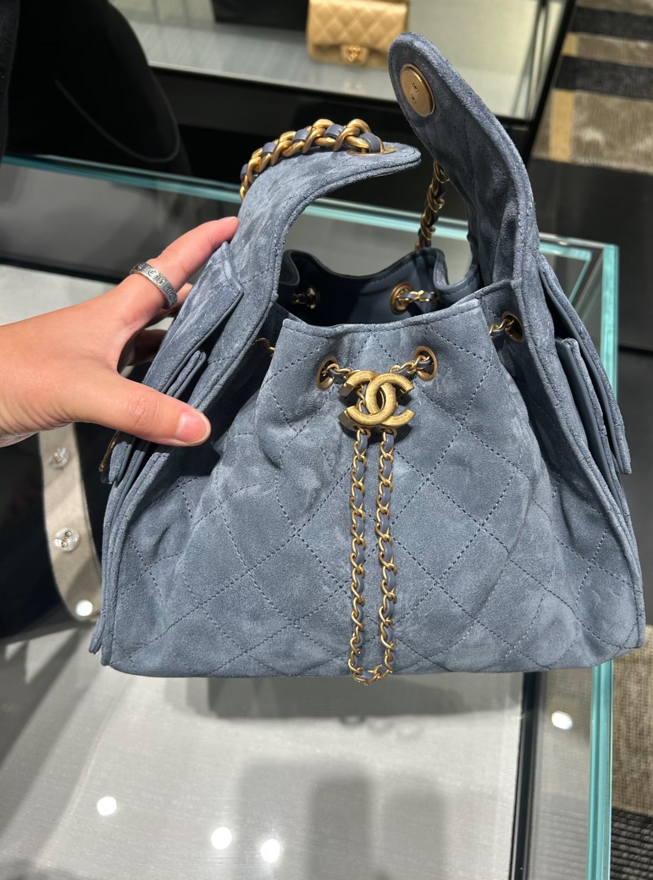 Tizi Bucket Bag